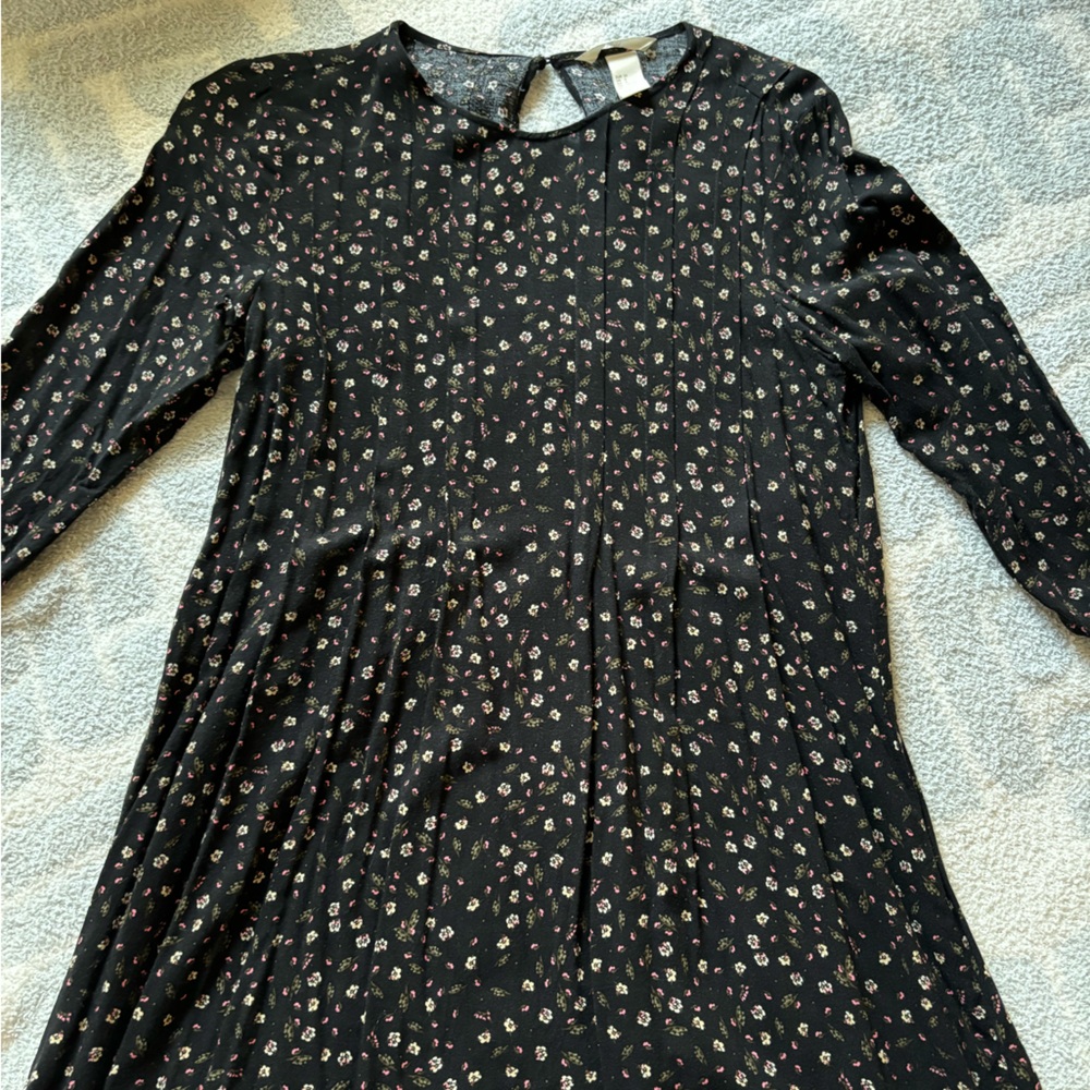 H&M Long-Sleeve Dress